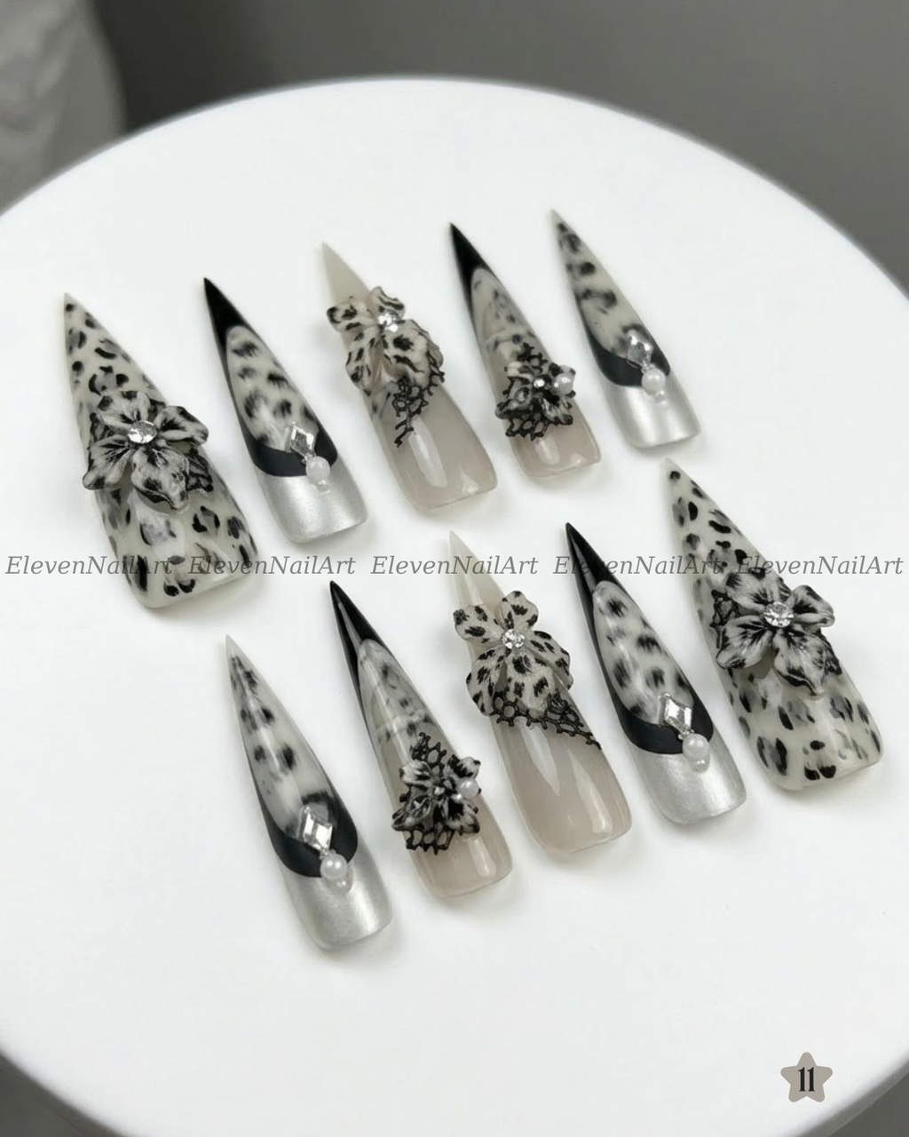 Noir Leopard Muse