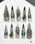 Noir Leopard Muse